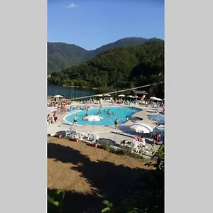 https://tugninello-rustic-stone-house.it-tuscanyhotel.com